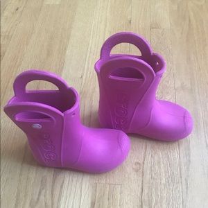 Crocs rain boots size 11 for little girls